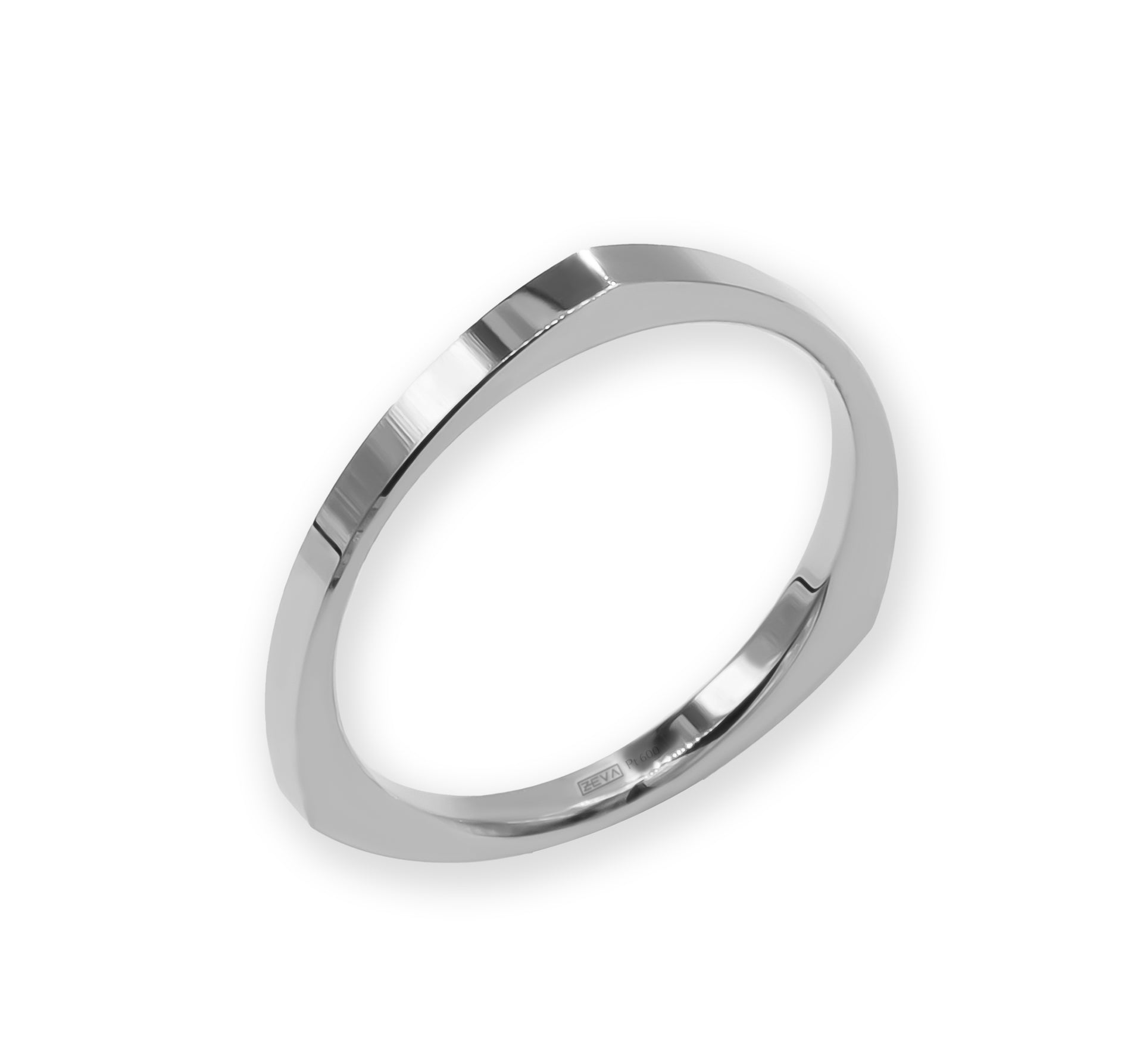 Ring DANCE 2mm triangle shape platinum 600