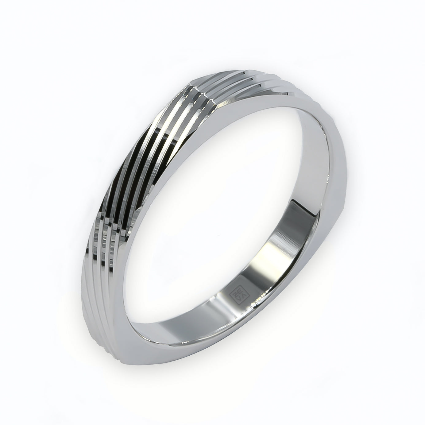 Ring DANCE 3mm triangle and stripes Platinum 600